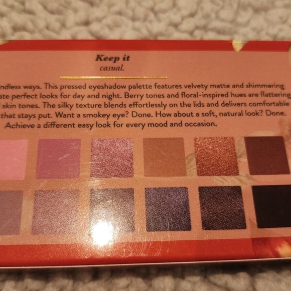 Laura Geller Berry & Blossom Eyeshadow Palette - Picture 5 of 8